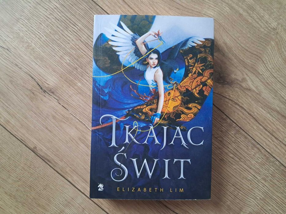 Tkając świt - Elizabeth Lim