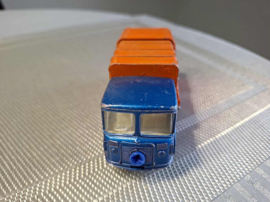 Matchbox refuse truck skala 1:43