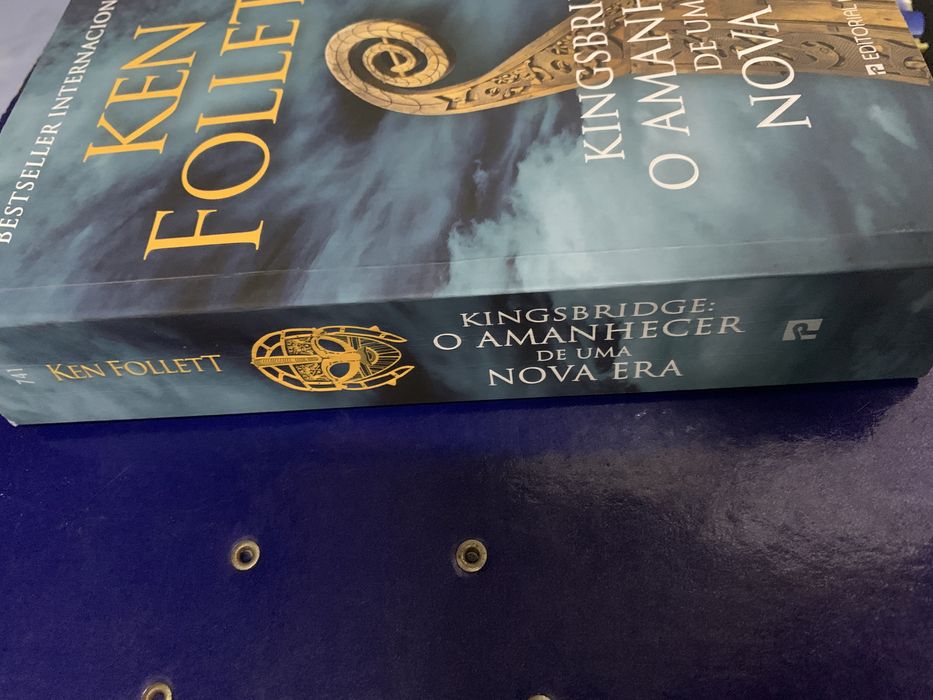 Livro Kingsbridge - O Amanhecer de uma Nova Era - Ken Follett