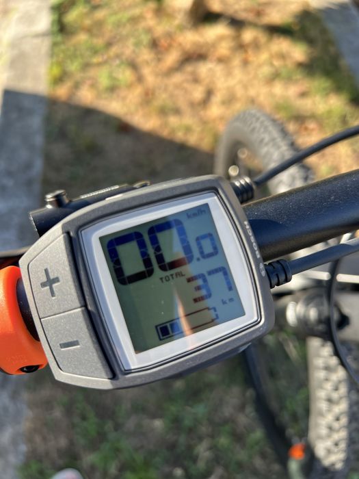 KTM Macina Race 592 (Tam. 48/L) – Como Nova (37km) + Garantia e Extras