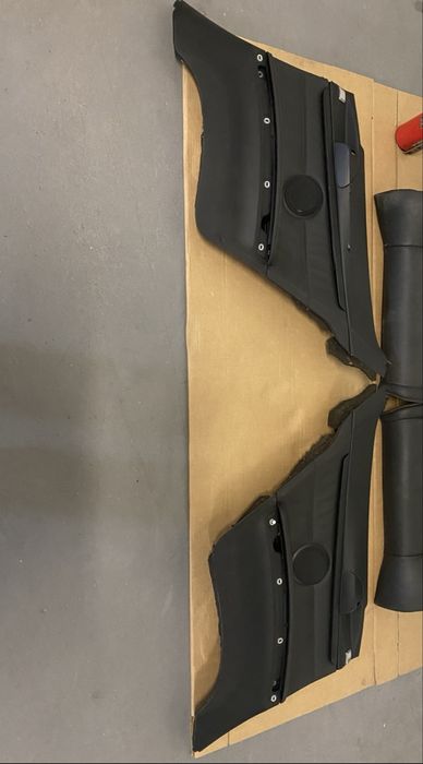 INTERIOR COM TETO/ TECTO PRETO MAIS ACESSÓRIOS BMW SÉRIE 3 E92 PACK M