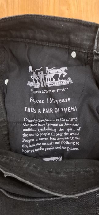 Джинси levi's черные