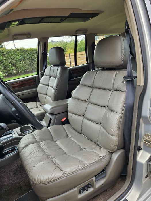 JEEP Cherokee 5.2 V8 Szwajcaria  Limited