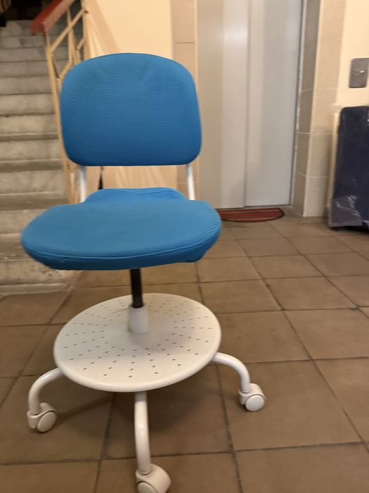 Стул доя школьника