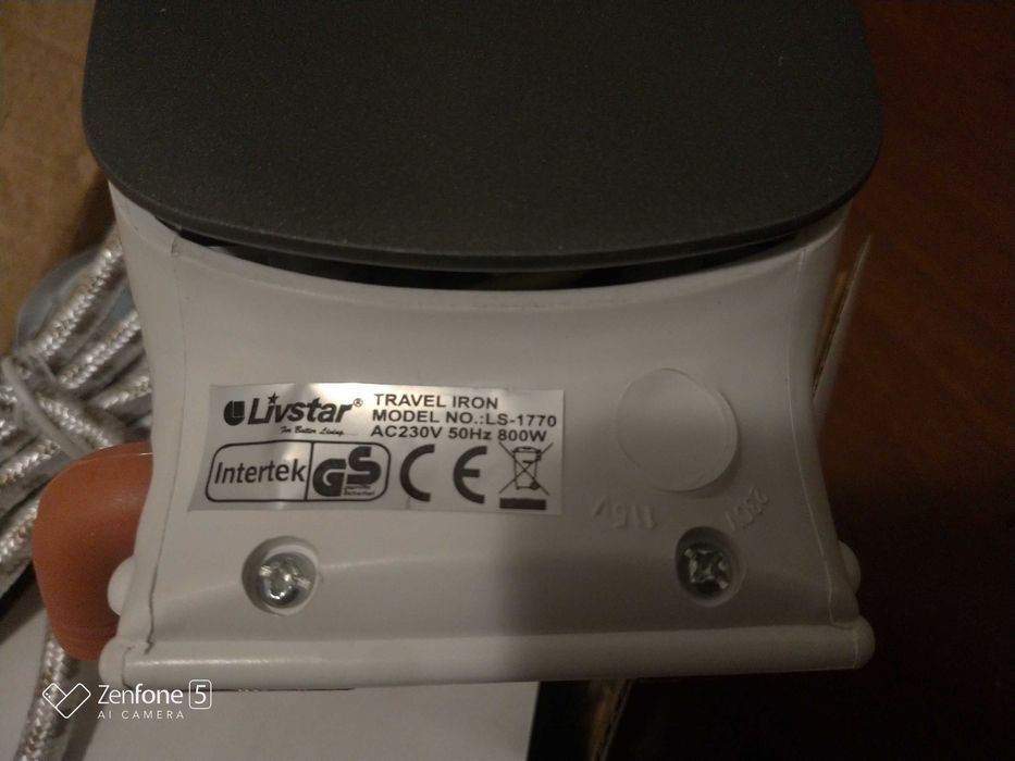 Żelazko turystyczne na parę