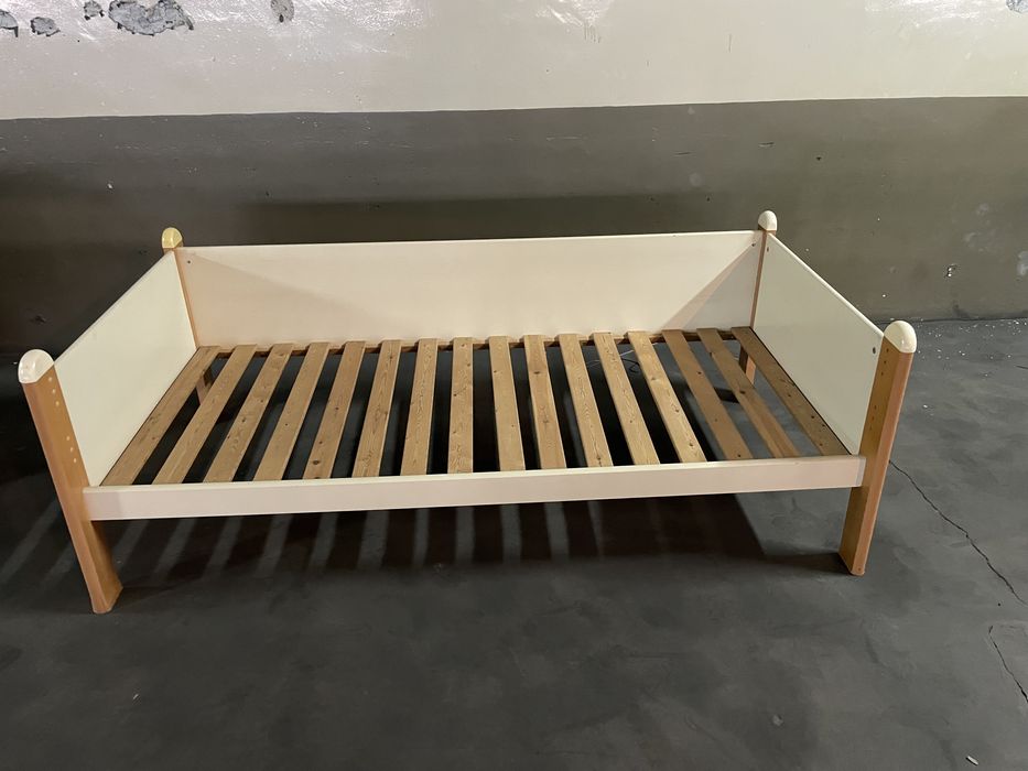 Cama criança com colchão