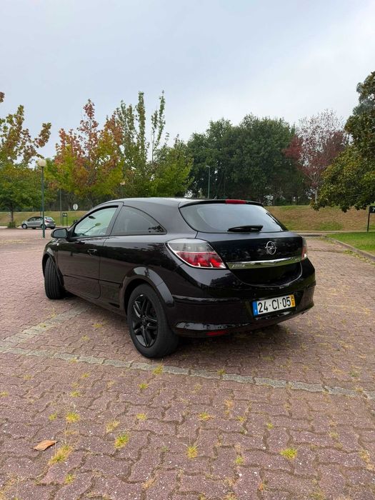 Opel Astra GTC 1.7