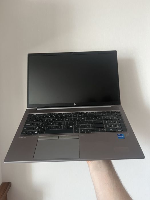 металева робоча станція Hp Zbook Firefly 15 G8 I7-1185G7 DDR4 SSD NVME