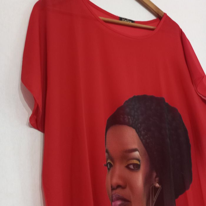 Vestido/Túnica vermelha angolana