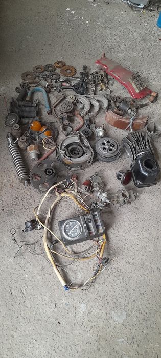 Продам  запчастини до мотоцикла иж  юпитер