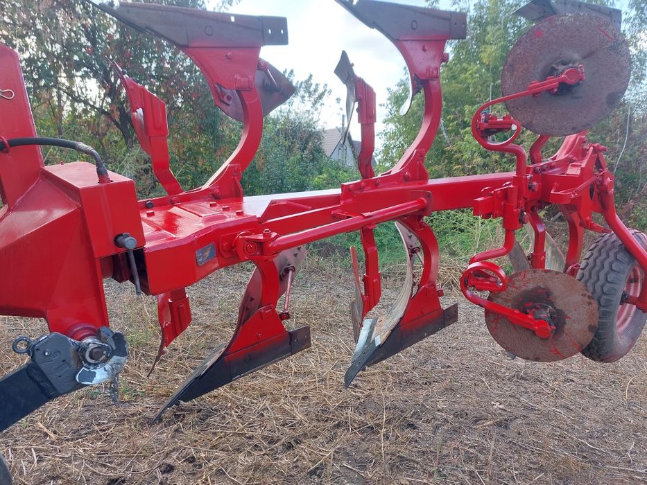 Плуг оборотний SKJOLD MARKANT VP