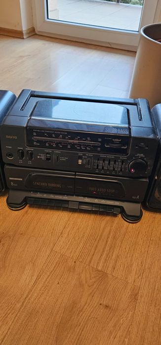 Radiomagnetofon Sanyo