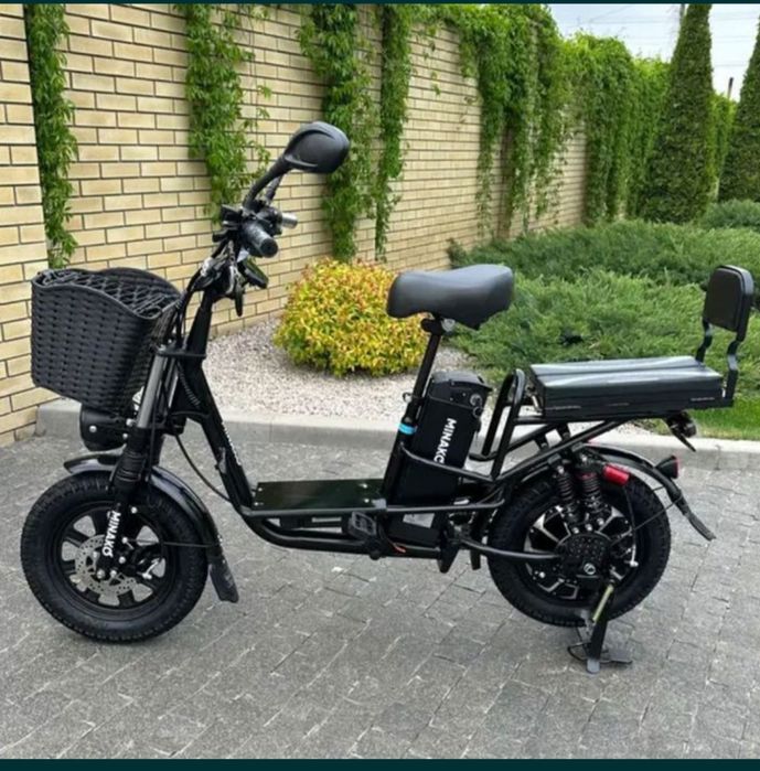 Новий MINAKO Monster PRO