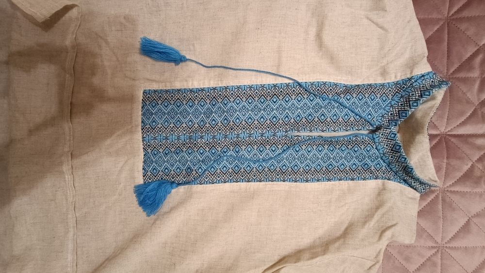 Парна вишиванка в голубому кольорі