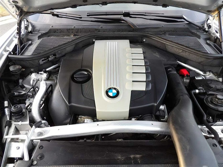 BMW X5 xDrive35d      2013