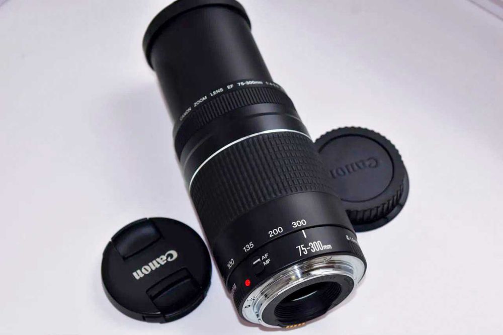 Об’єктив Canon EF 75-300mm f/4-5.6 III