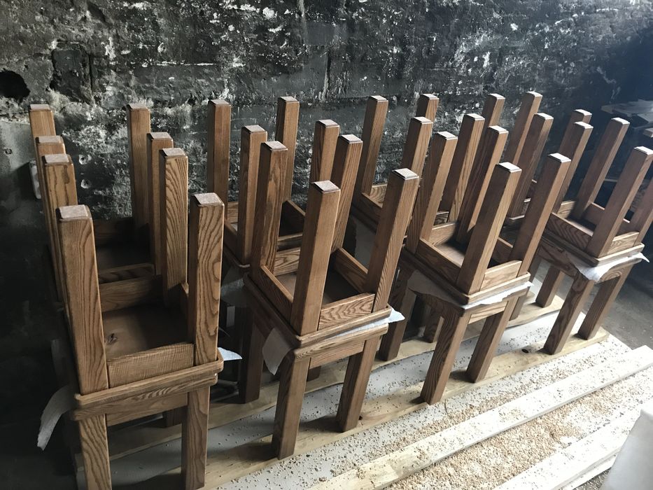 Табурет дубовий ,стілуць 1600грн