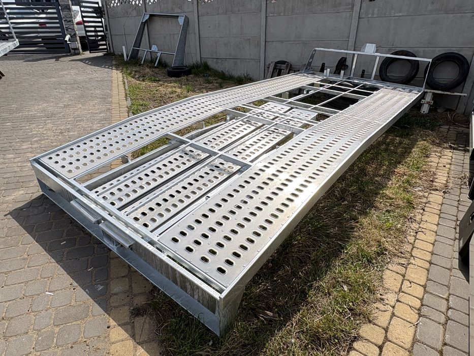 Najazd zabudowa Autolaweta iveco Daily  Aluminium ocynk 5m Nowy