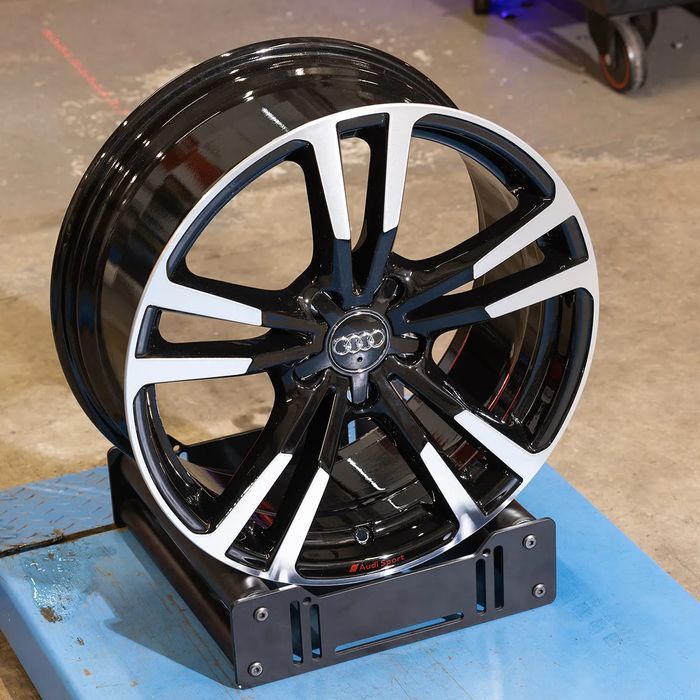 NOWE ORYGINALNE Felgi Audi 18" - S3 A3 A4 A6 A8 Q2 Q3 TT