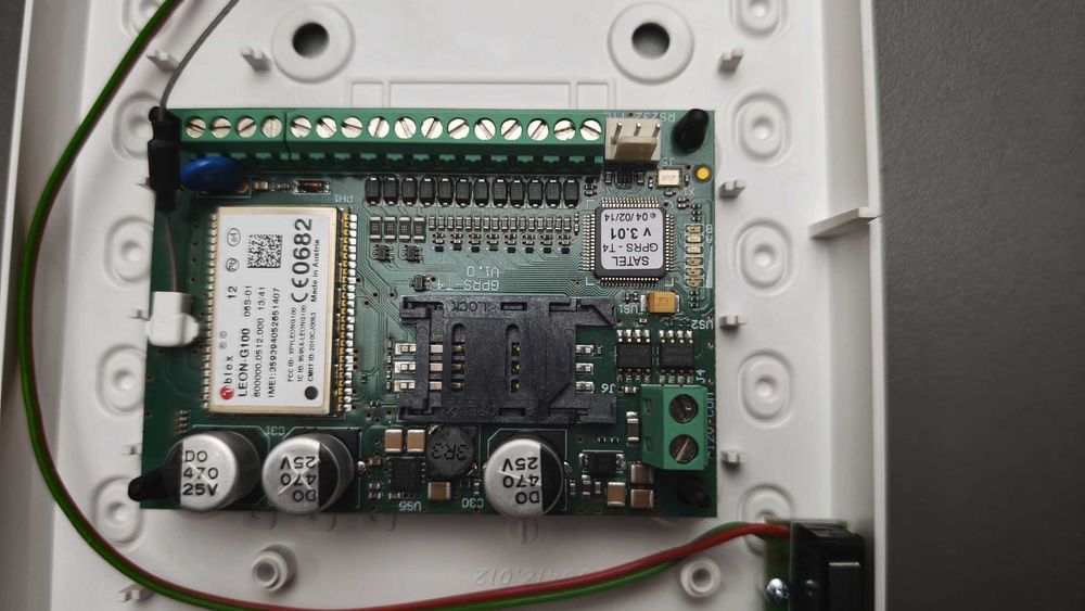 Moduł monitoringu GPRS/SMS Satel GPRS-T4 + DB9FC/RJ-KPL
