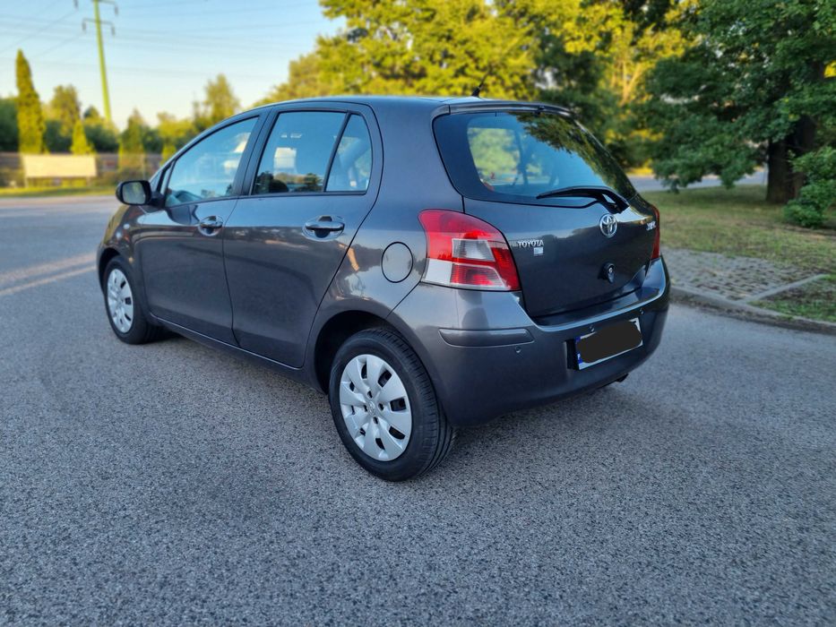 Toyota Yaris SOL automat, klimatronic salonPL