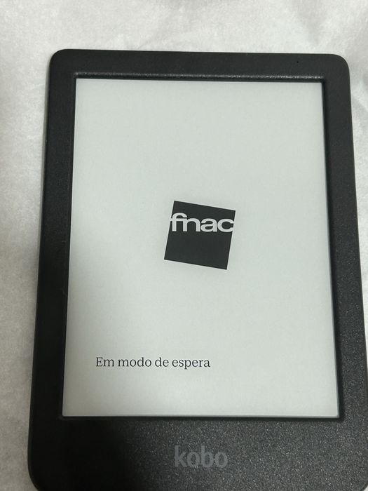 eReader Rakuten Kobo Clara BW Preto