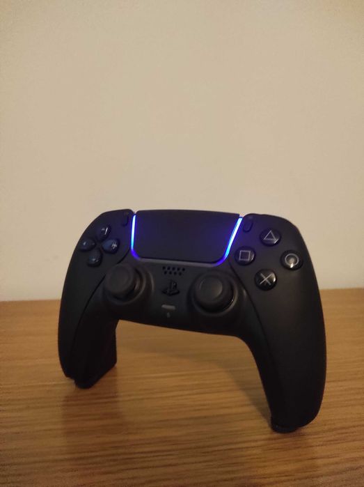 Suporte para Comando PS5 DualSense – Organização e Estilo no Seu Setup