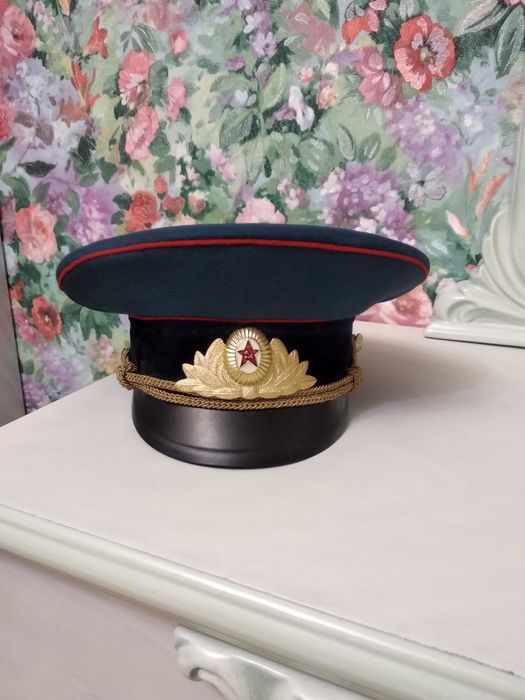 Фуражка парадная офицерская винтаж СССР 54 размер (год 1980)