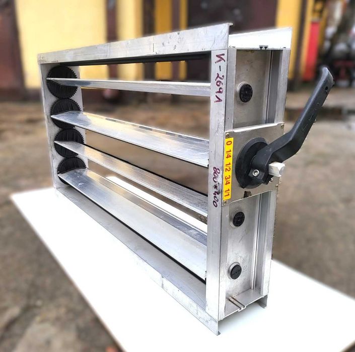 Przepustnice powietrza i siłownik