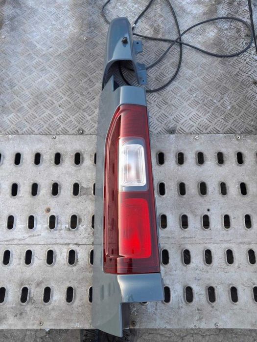 Renault Trafic Lampa Tylna Lewa Prawa Kompletna