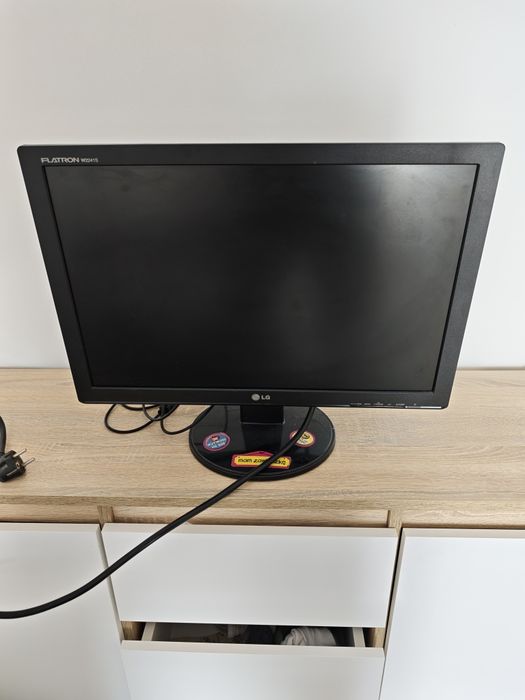 Monitor Flatron w2241S