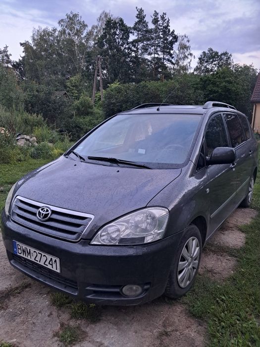 Toyota Avensis Verso 2.0D 2003