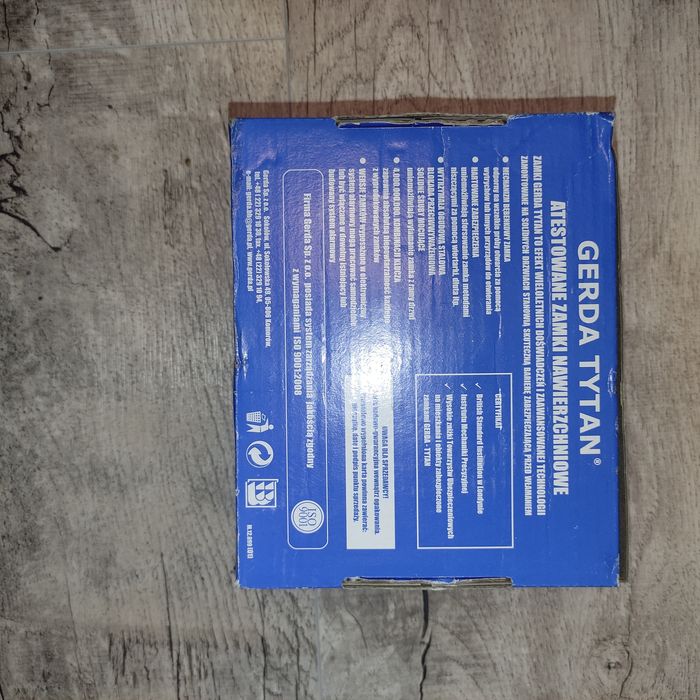 Zamek Gerda nawierzchniowy prawy, czarny