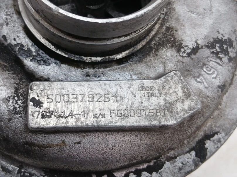 Turbo / compressor IVECO Daily III Furgão/Combi