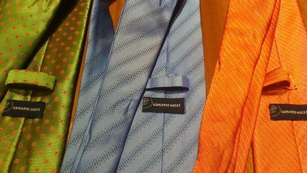 Gravatas - Compre 2, leve 3! - NOVAS!.