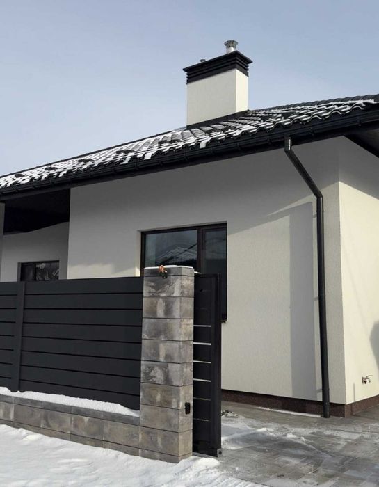 Продаж 1 поверхового будинку з новим ремонтом