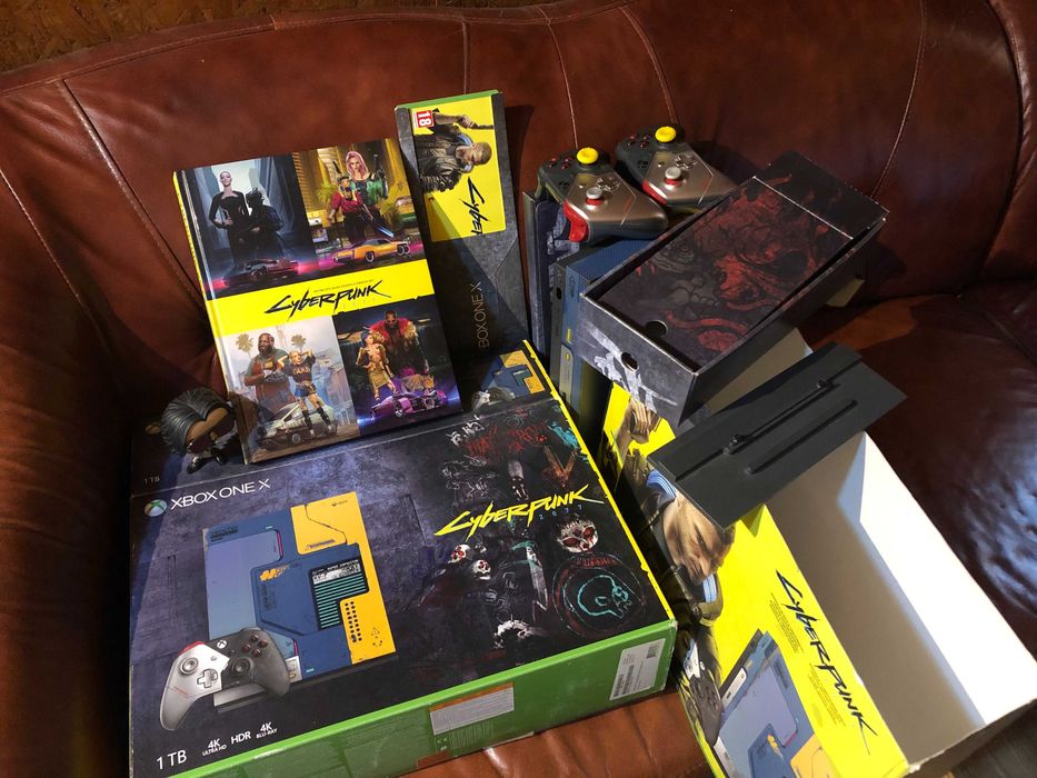 Konsola Limitowana Cyberpunk XBOX ONE X +2 Pady ZAMIANA NA KASETY VHS!