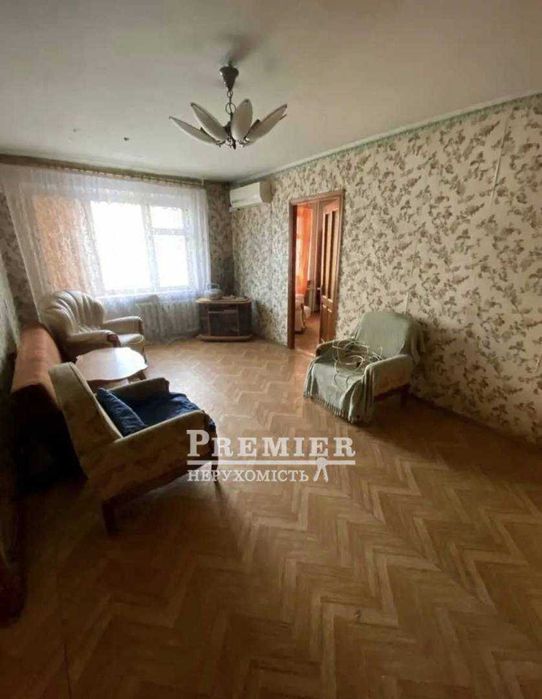 4-кімнатна квартира 63 м² на Черемушках, 4 поверх, меблі та техніка