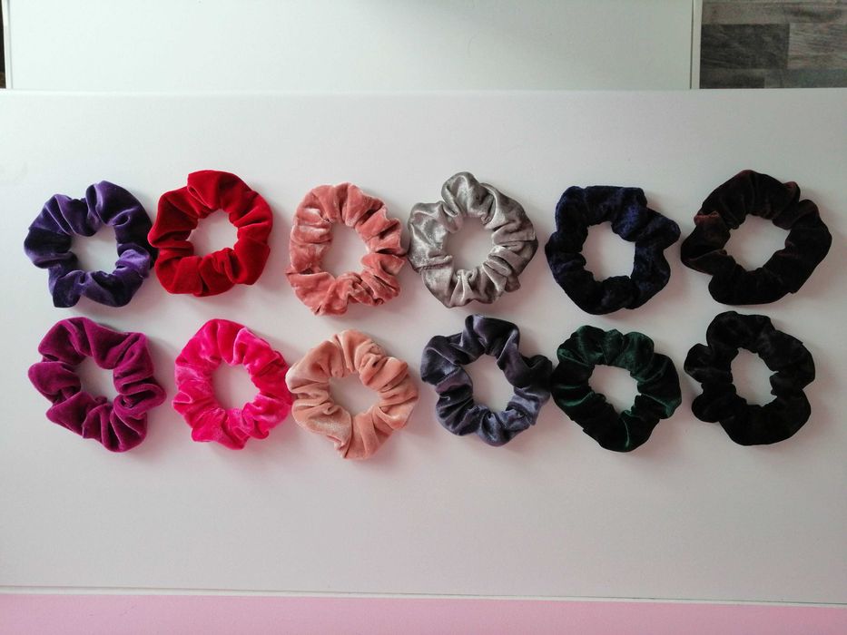 Scrunchie gumka do włosów welurowa ciemny fiolet NOWA