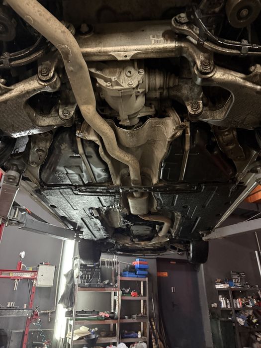 Продам BMW 528i f10 задній привід