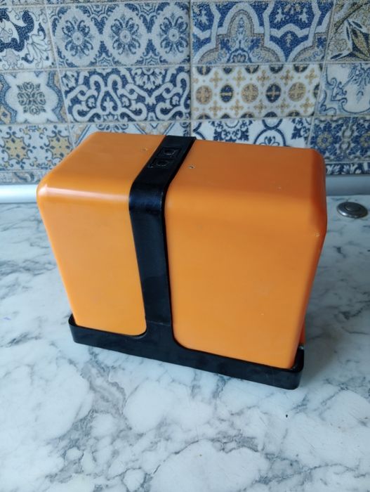 Продается новая электропрялка