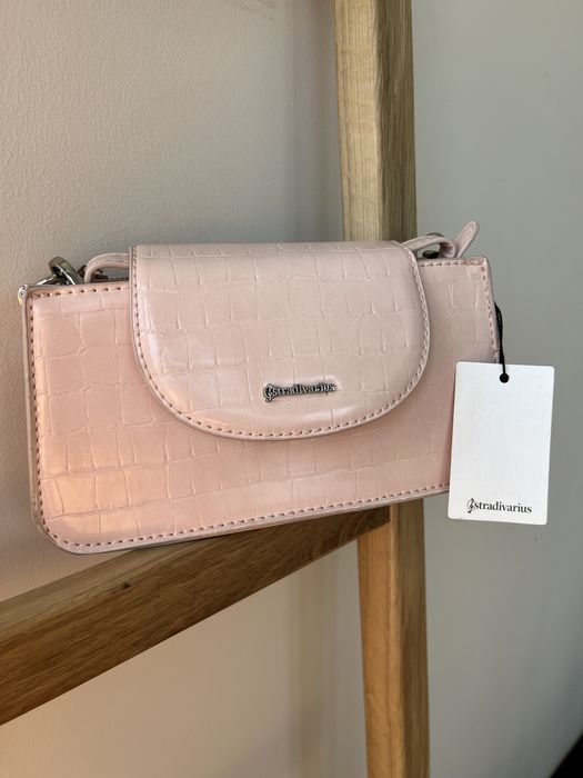 Маленька сумочка клатч Нова Stradivarius