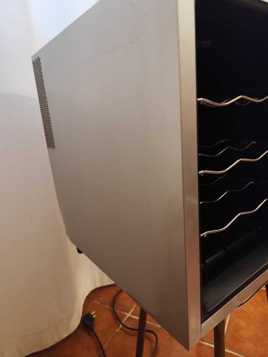 Mini frigorífico para garrafas