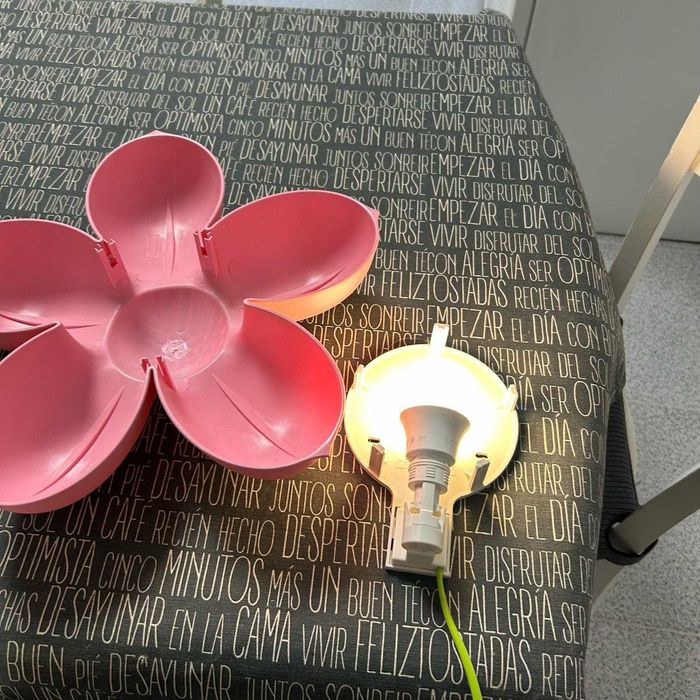 Candeeiro de parede criança