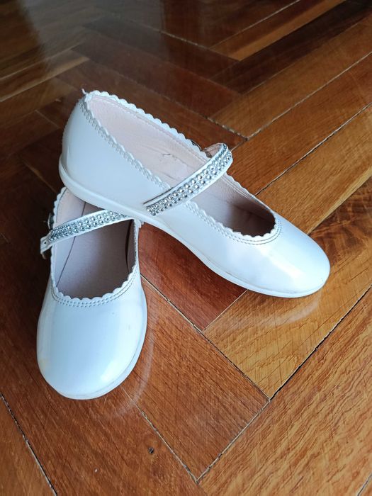 Sapatos de Verniz Tam. 29