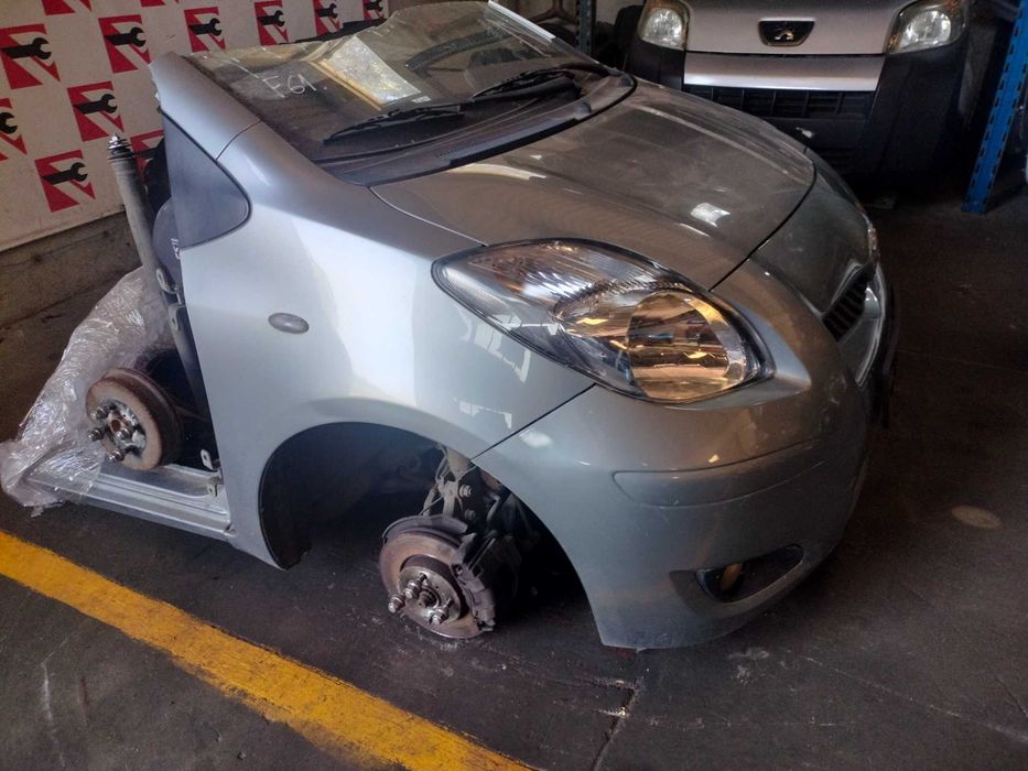 Frente Completa Toyota Yaris 1.4 D4D 2008 #F61