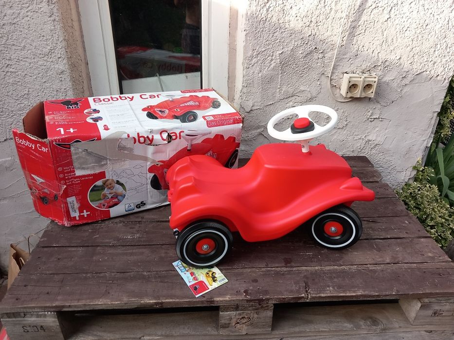 Samochód odpychacz BIG BOBBY CAR CLAS czerwony