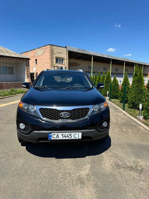 продам сімейне авто KIA SORENTO ||
