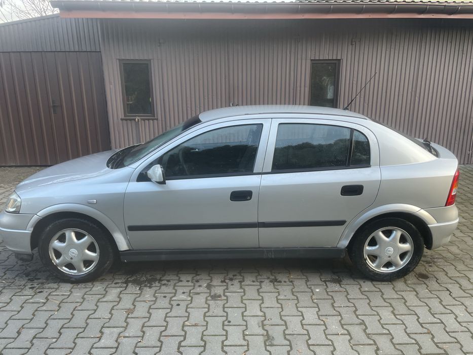 Opel Astra G 2002r. 1.6 benzyna