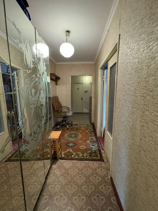 Продаж 2 кімнатна Бальзака 44 Троєщина